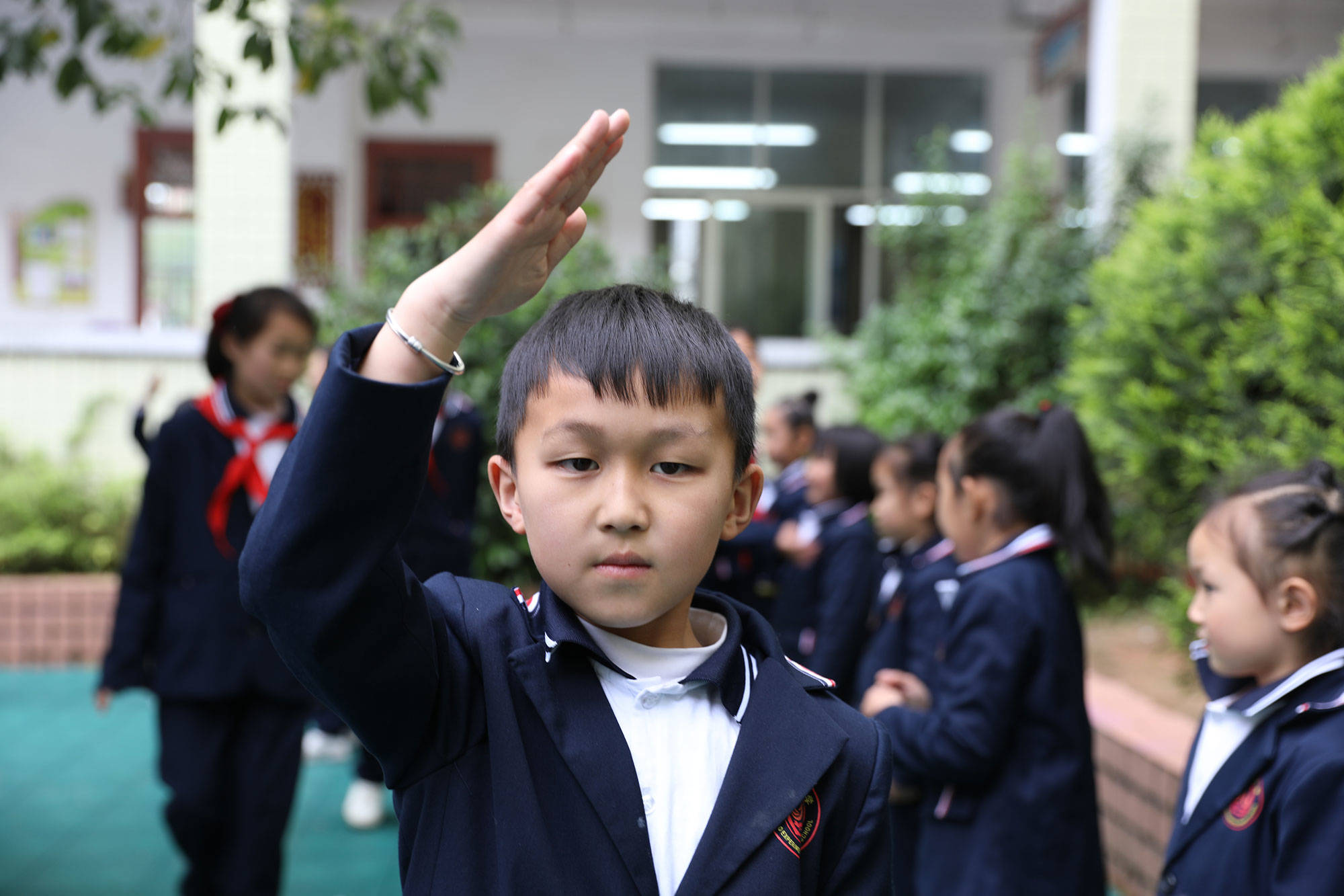 松桃实验小学：队前教育 传递星星火炬