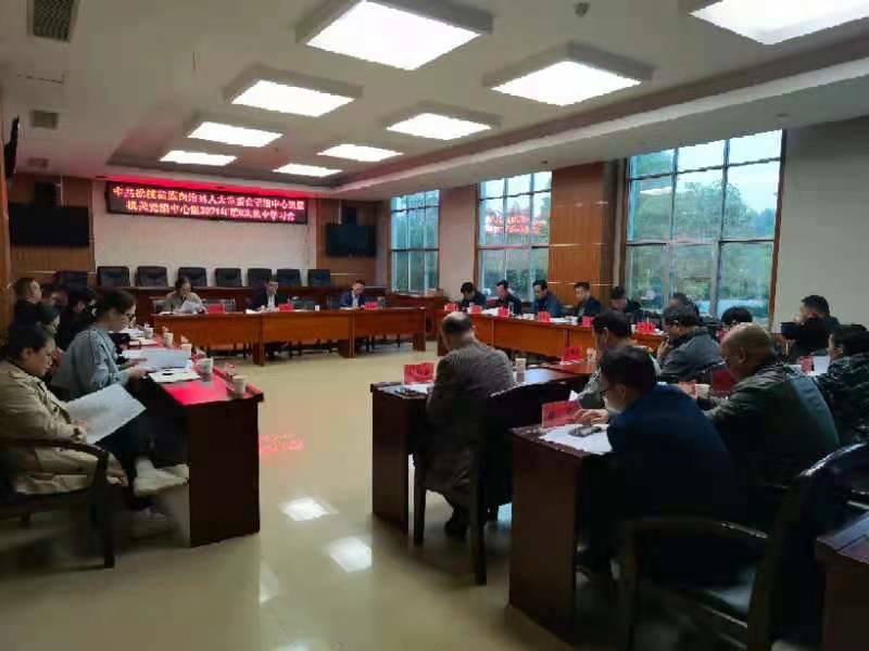 县人大常委会机关传达学习省委书记谌贻琴、省长李炳军来松调研指示精神