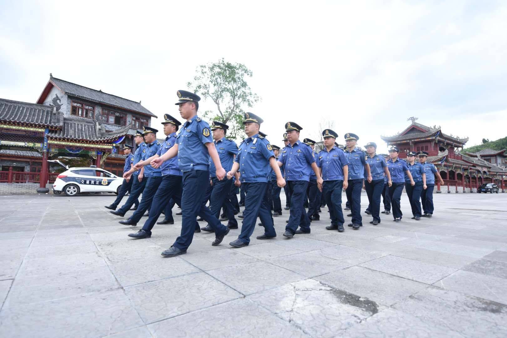 县交通运输综合行政执法大队：开展整训训练提升队伍“精气神”