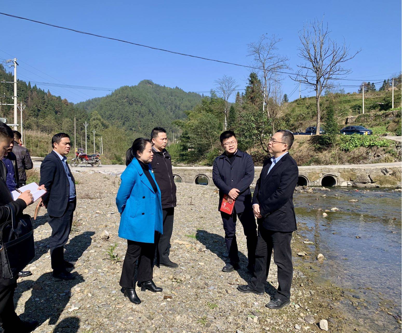 任廷浬到松桃甘龙河流域开展巡河