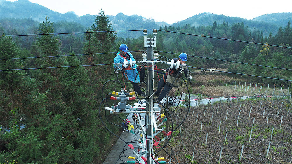 松桃：夯实电网基础　助推乡村振兴