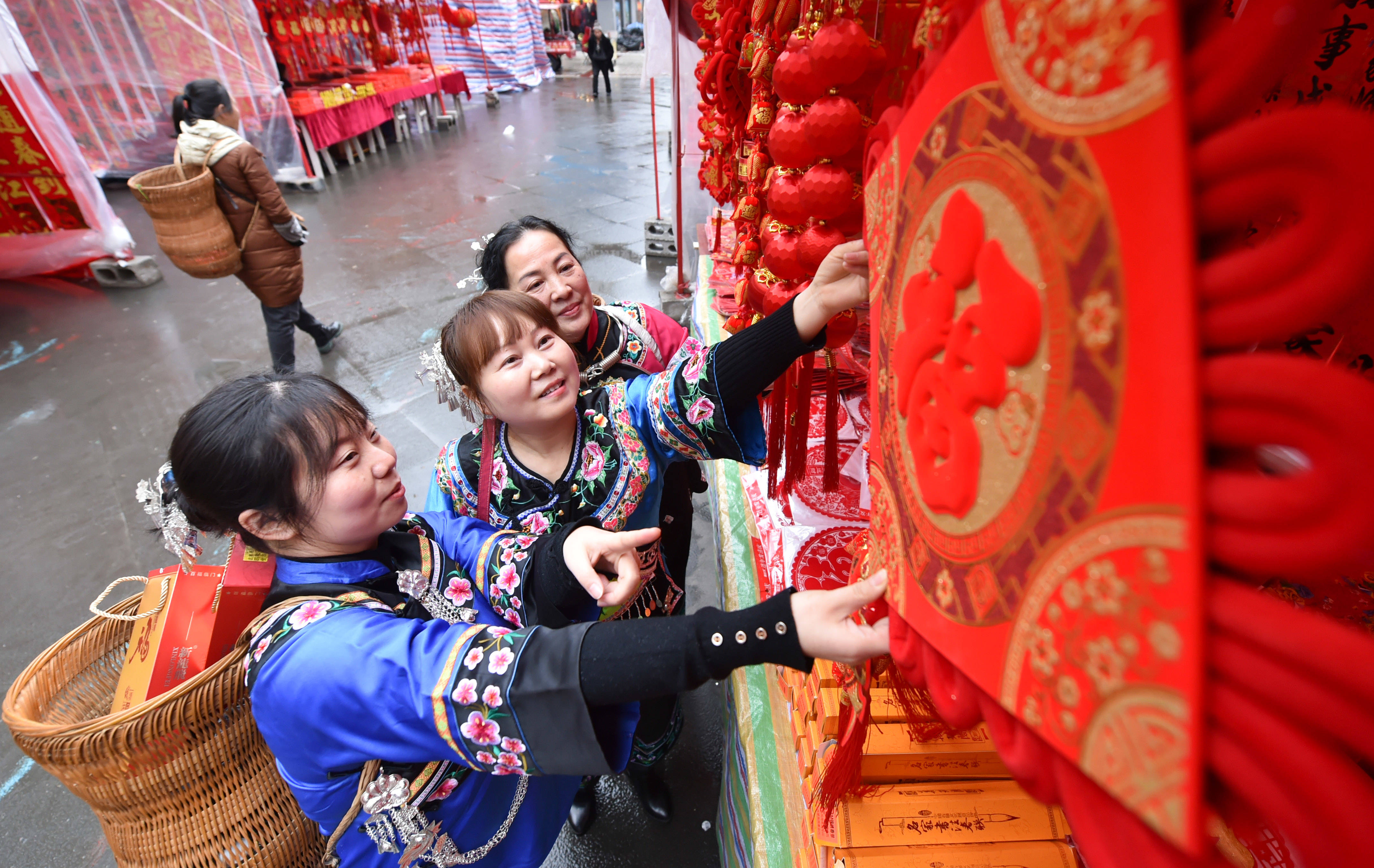 松桃：购年货　迎新年