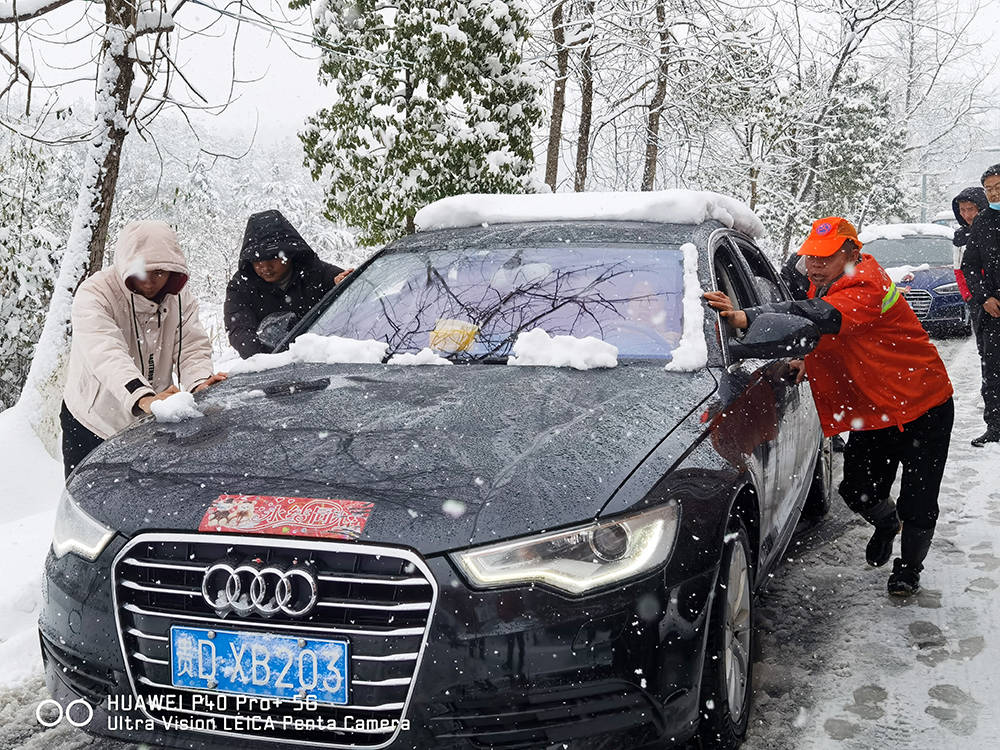 抗凝保畅除冰雪　松桃公路保畅通