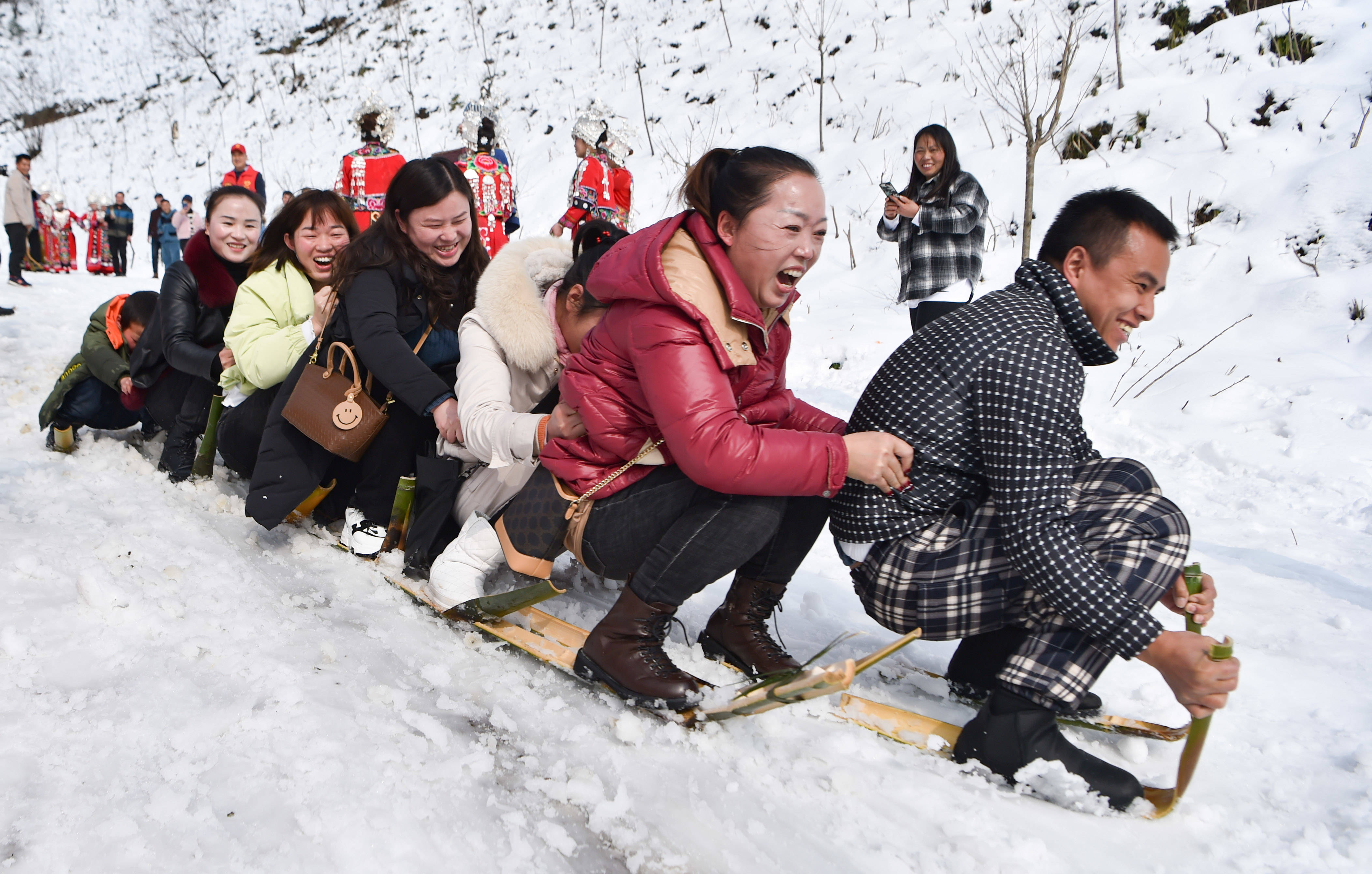 松桃：体验野外滑雪