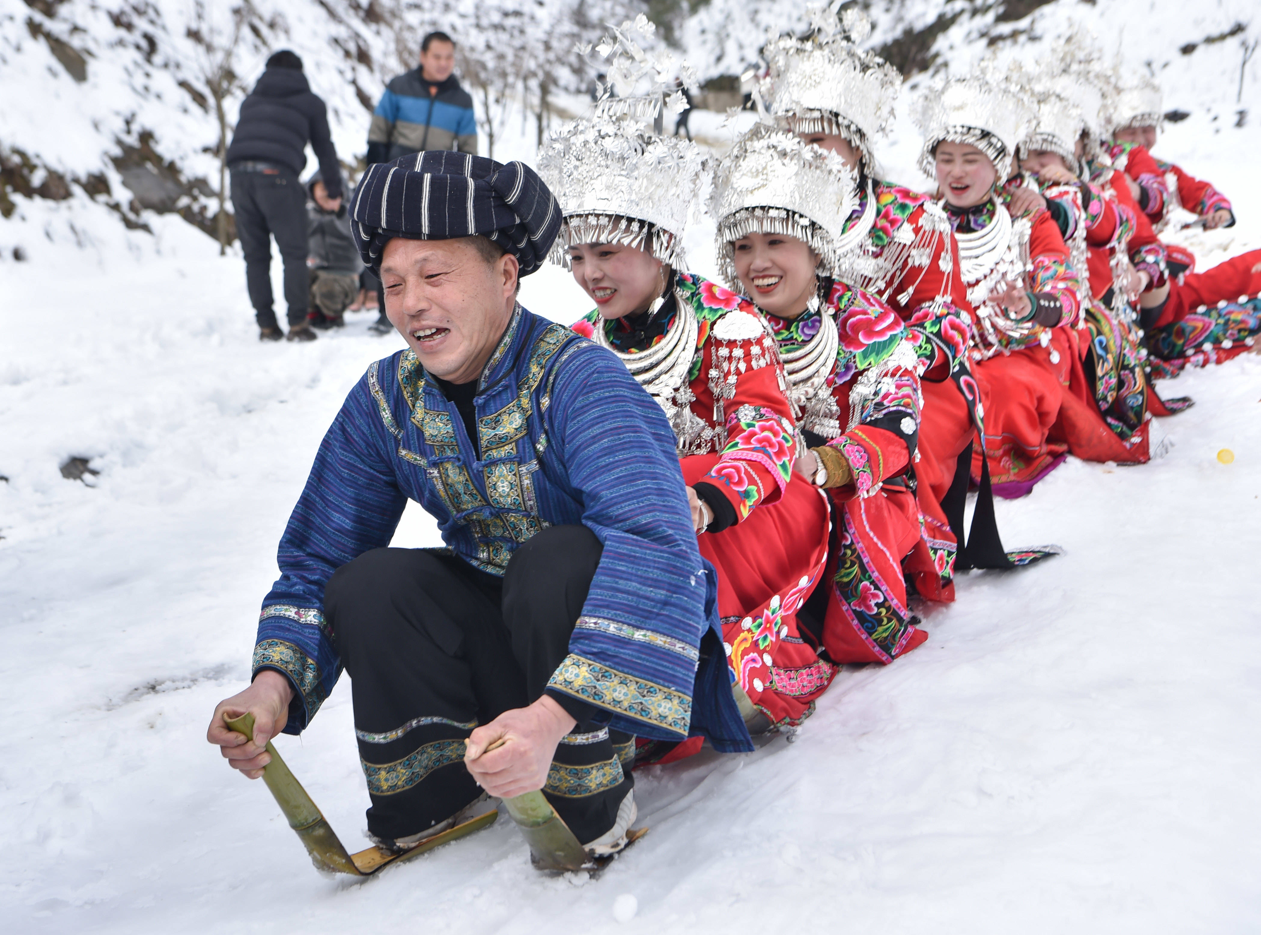 松桃：体验野外滑雪