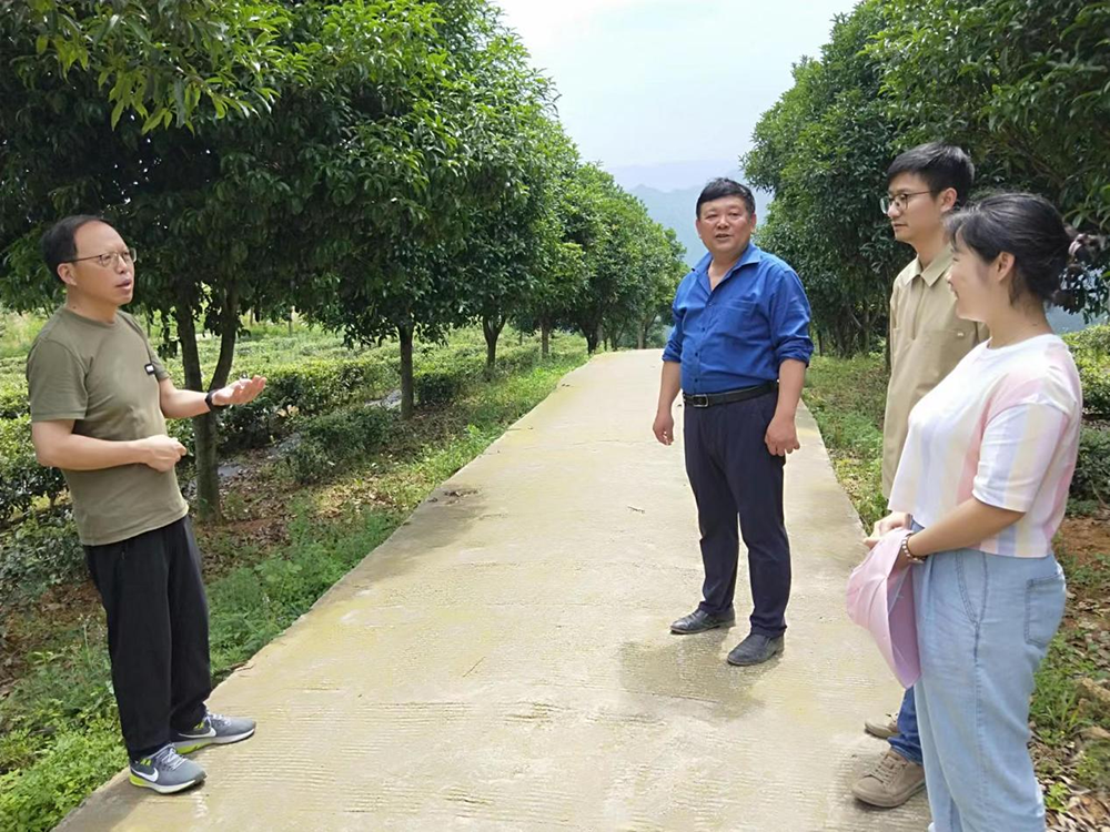 市科技局到松桃调研科技特派员工作